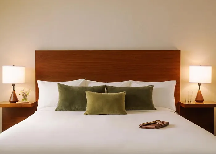 Found Hotel, Santa Monica