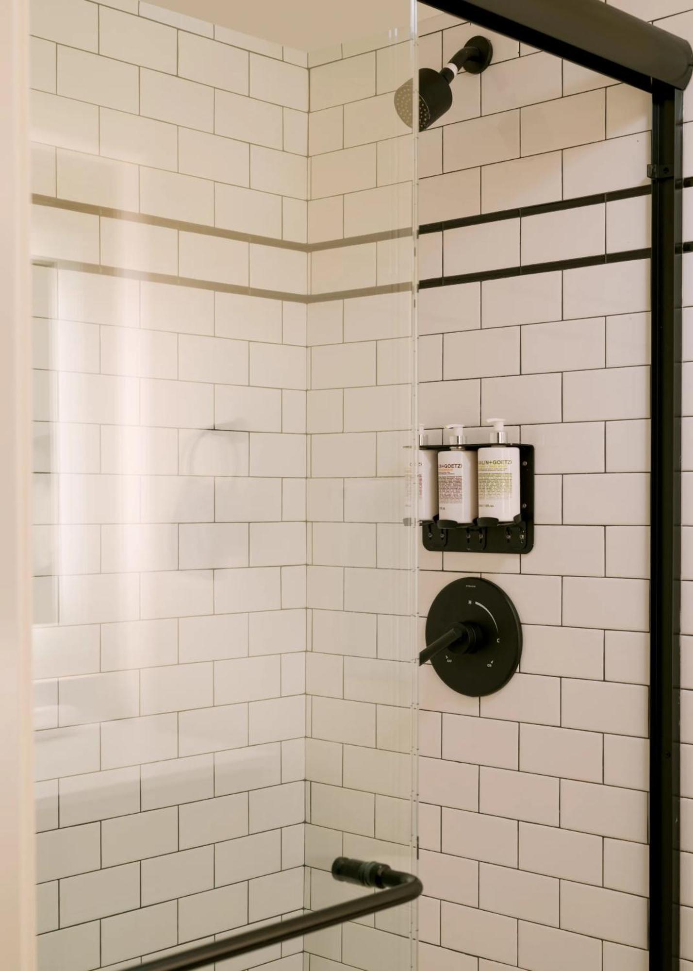 Found Hotel, Santa Monica Hotel Los Angeles